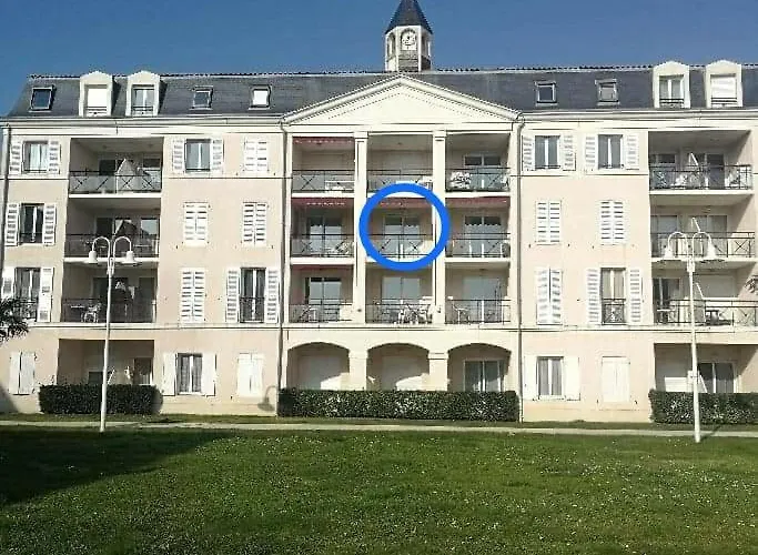 Très Bel 2 étoiles Avec Vue Sur Le Port Appartement Rochefort