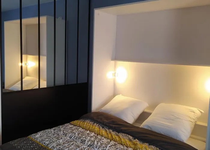 Apartment Tres Bel 2 Etoiles Avec Vue Sur Le Port Rochefort (Charente-Maritime)